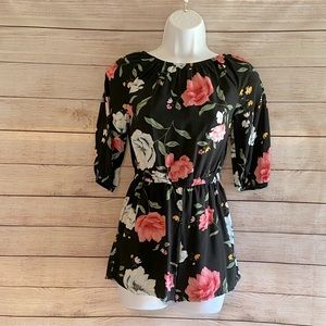 Old Navy Black Flowers Skorts